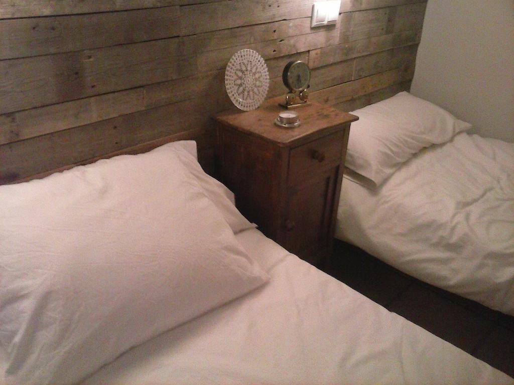 Hostal Royuela エクステリア 写真
